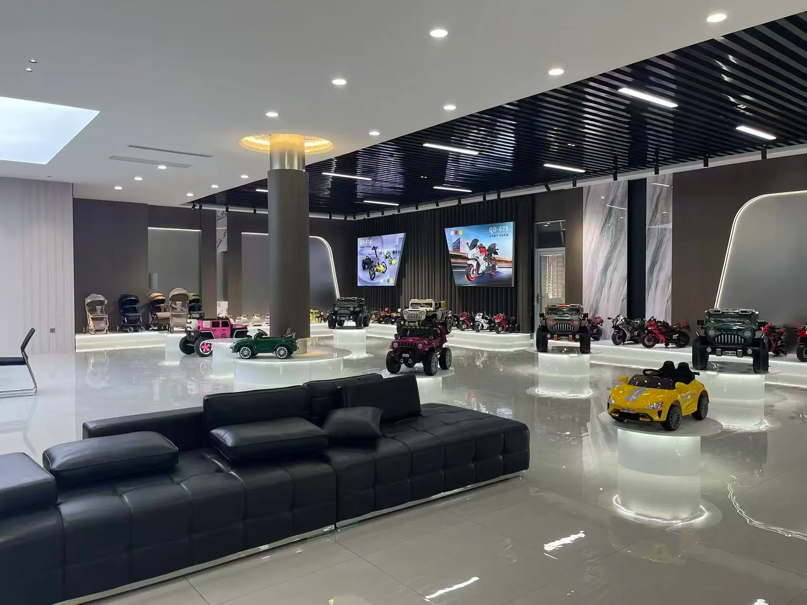 CT TOYS showroom product range for catalog buyers